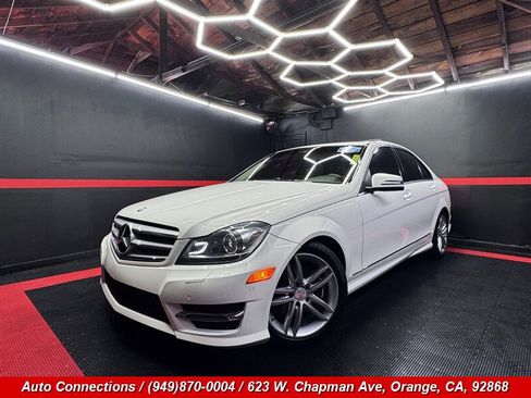 Used 2013 Mercedes-Benz C 250 Sedan image 2