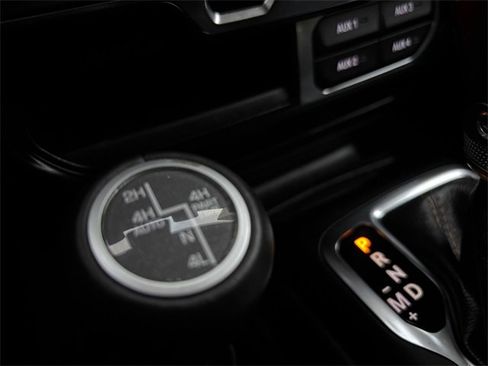 Used 2021 Jeep Wrangler Unlimited Sahara image 23