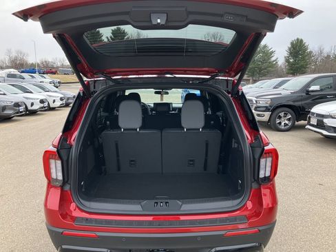 New 2026 Ford Explorer ST-Line w/ ST-Line Street Pack AWD/4WD image 19