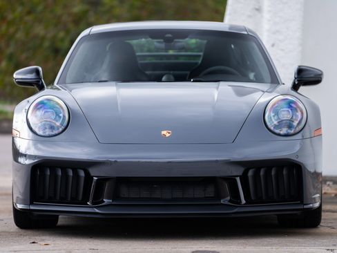 Used 2025 Porsche 911 Carrera 4 GTS image 14