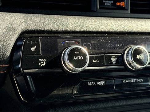 Used 2024 Honda Pilot TrailSport image 22