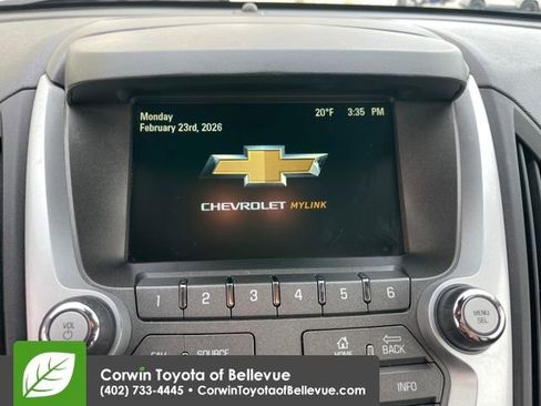 Used 2017 Chevrolet Equinox LT w/ Convenience Package image 18