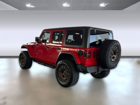Used 2018 Jeep Wrangler Unlimited Rubicon AWD/4WD image 3