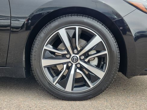 Used 2023 Nissan Maxima SV w/ Floor Mat Group image 14