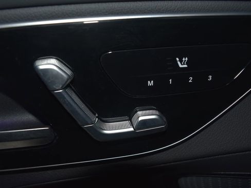 Certified 2025 Mercedes-Benz GLC 350e 4MATIC image 6