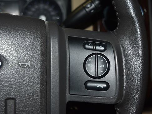 Used 2011 Ford F250 Lariat w/ Lariat Ultimate Pkg image 9