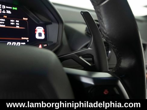 Used 2015 Lamborghini Huracan LP 610-4 AWD/4WD image 22