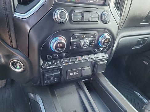 Used 2022 GMC Sierra 2500 AT4 w/ AT4 Preferred Package image 23