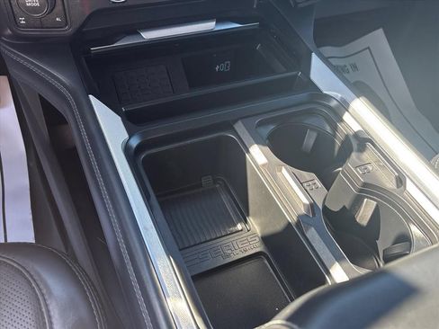 Used 2025 Ford F250 Platinum AWD/4WD image 38