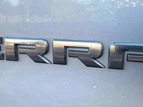 Used 2018 GMC Sierra 1500 SLE image 19