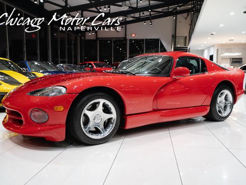 Used 1997 Dodge Viper GTS RWD image 1