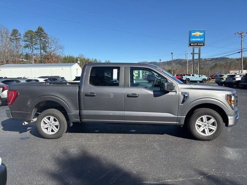 Used 2023 Ford F150 XLT image 4
