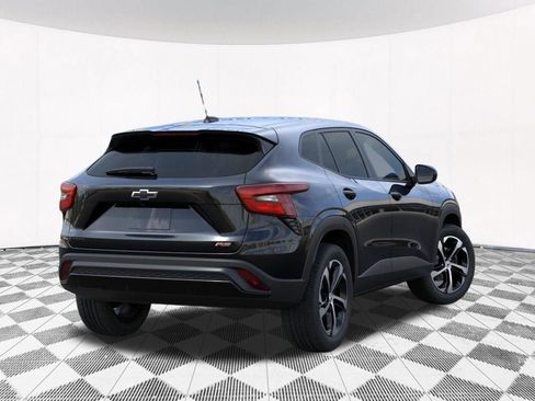 New 2026 Chevrolet Trax RS w/ Sunroof Package FWD image 9