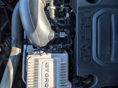 Used 2023 RAM 1500 Laramie image 35