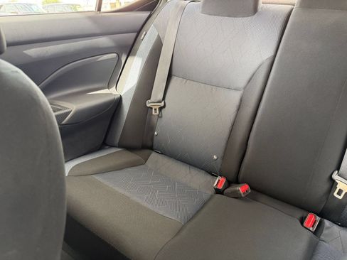 Used 2025 Nissan Versa SV FWD image 39