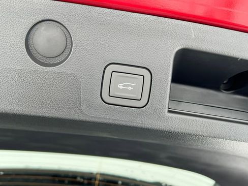 New 2026 Chevrolet Equinox LT w/ Convenience Package II image 35