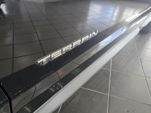 Used 2017 GMC Terrain SLE FWD image 20