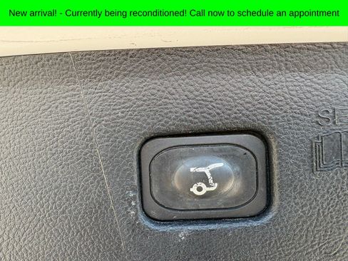 Used 2022 Ford Edge SEL w/ Convenience Package image 7