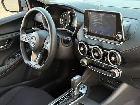 Certified 2024 Nissan Sentra SV image 38