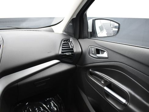 Used 2016 Ford Escape SE image 15