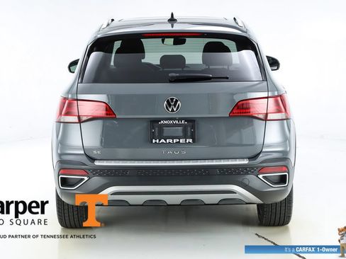 Used 2023 Volkswagen Taos SE w/ Panoramic Sunroof Package FWD image 46