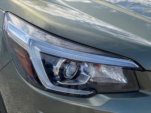 Used 2019 Subaru Forester Limited image 24