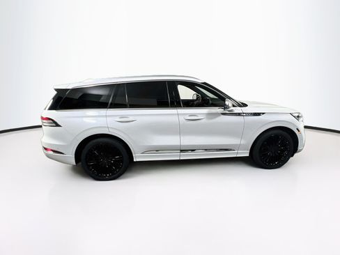 Used 2022 Lincoln Aviator Black Label w/ Dynamic Handling Package AWD/4WD image 4