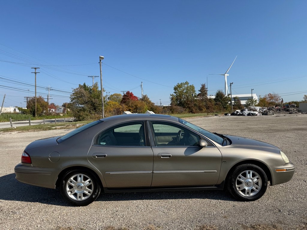 Used 2005 Mercury Sable LS FWD image 2