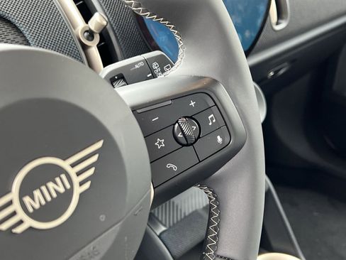 Certified 2025 MINI Cooper Countryman S image 29