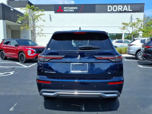 New 2026 Mitsubishi Outlander SE FWD image 8