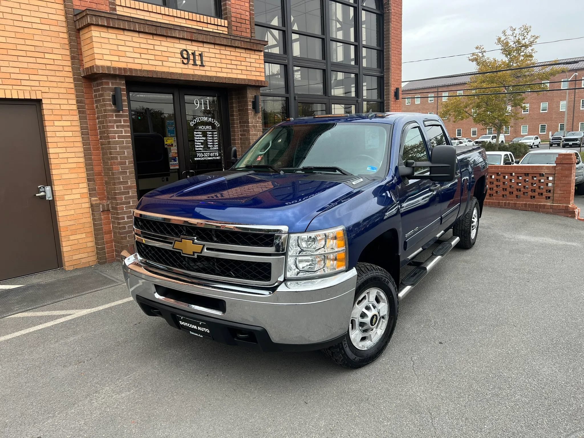 Used 2013 Chevrolet Silverado 2500 LT w/ Snow Plow Prep Package AWD/4WD image 1