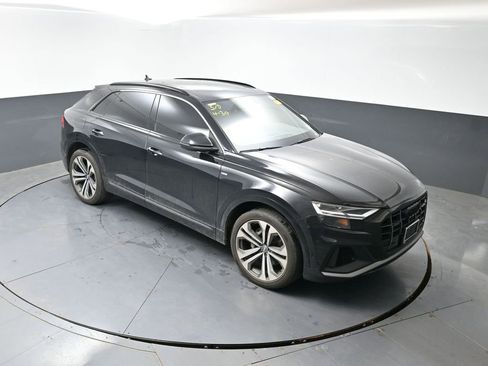 Used 2020 Audi Q8 Premium Plus AWD/4WD image 17