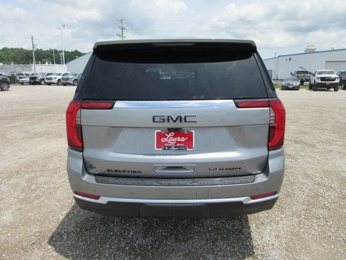 New 2026 GMC Yukon XL Elevation w/ Elevation Premium Package AWD/4WD image 5