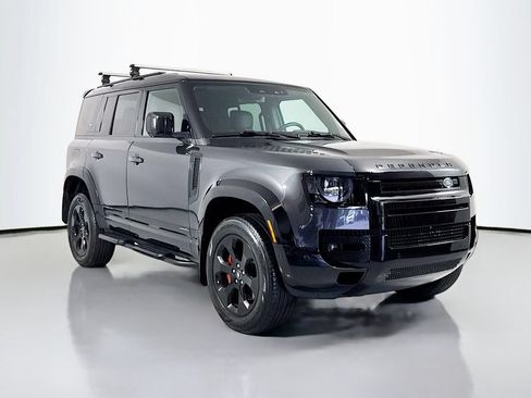Used 2022 Land Rover Defender 110 X AWD/4WD image 4