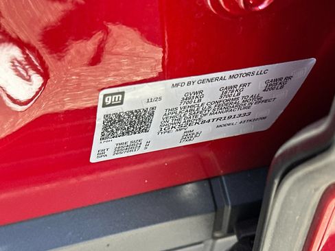 Certified 2026 GMC Yukon Denali Ultimate AWD/4WD image 32