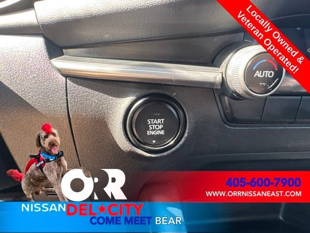 Used 2025 MAZDA MAZDA3 s Sport FWD image 28