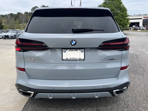 Certified 2024 BMW X5 xDrive40i w/ M Sport Package AWD/4WD image 12