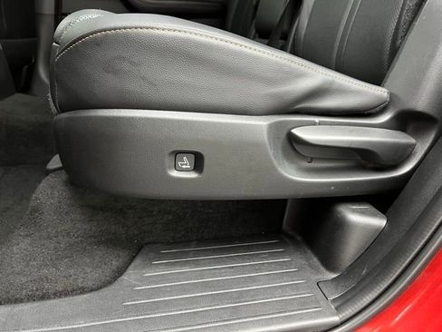 Used 2024 MAZDA CX-90 3.3 Turbo w/ Preferred Plus image 24