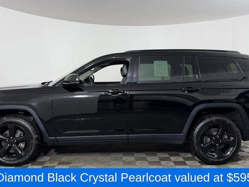 Used 2023 Jeep Grand Cherokee L Limited w/ Black Appearance Package AWD/4WD image 5