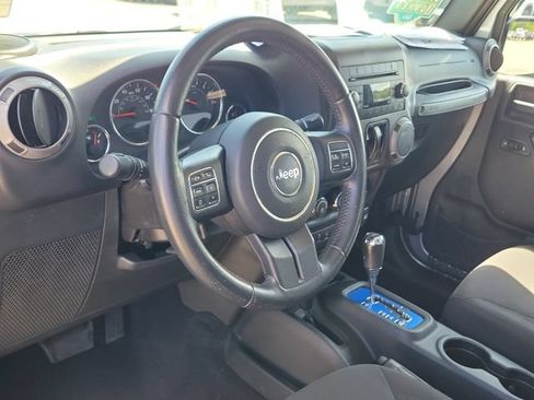 Used 2017 Jeep Wrangler Sport AWD/4WD image 15