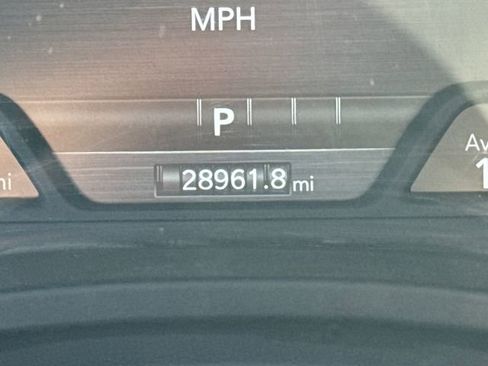 Used 2025 RAM 1500 Laramie image 16