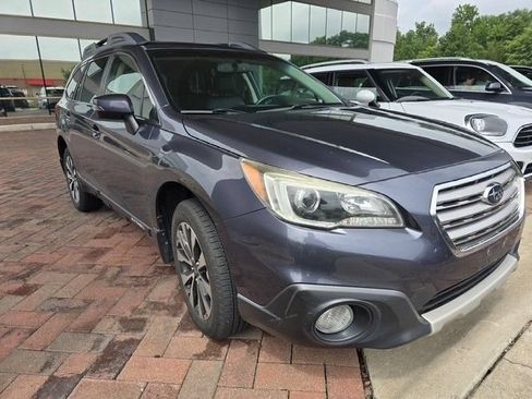 Used 2015 Subaru Outback 3.6R Limited AWD/4WD image 6