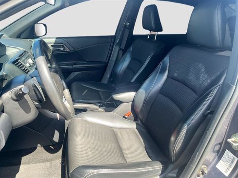 Used 2016 Honda Accord Sport image 19