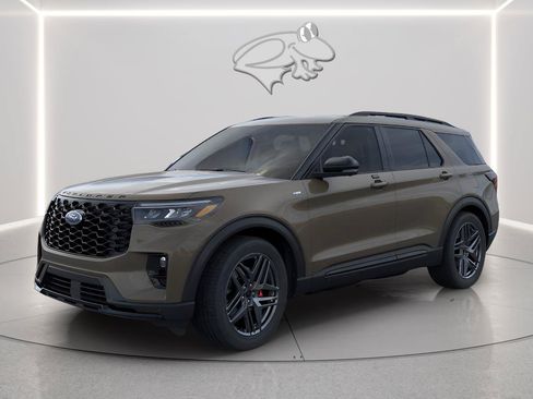 New 2026 Ford Explorer ST-Line w/ ST-Line Street Pack AWD/4WD image 2