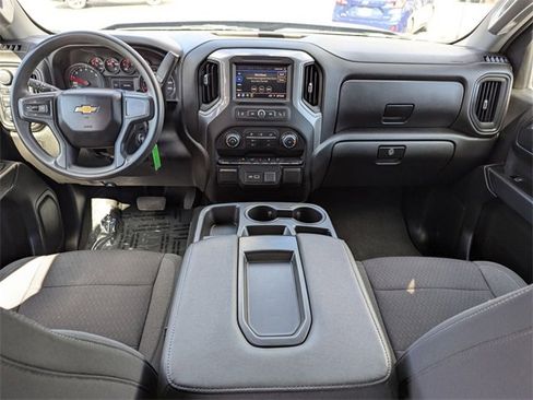 Used 2022 Chevrolet Silverado 1500 Custom image 17