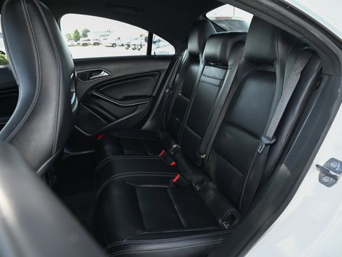 Used 2019 Mercedes-Benz CLA 250 image 35