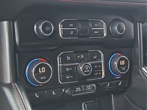 Used 2022 Chevrolet Tahoe RST w/ Sport Performance Package AWD/4WD image 17
