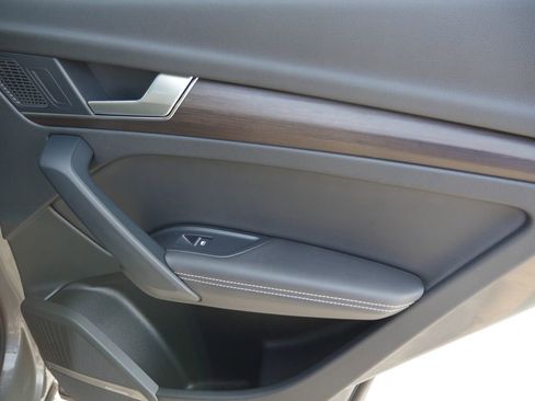 Certified 2023 Audi Q5 2.0T Premium Plus w/ Premium Plus Package image 34