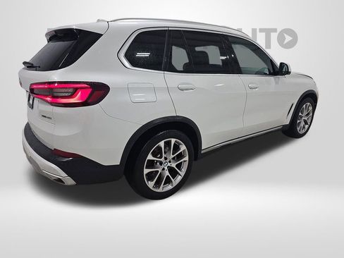 Used 2022 BMW X5 xDrive40i w/ Premium Package AWD/4WD image 7