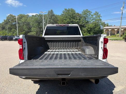 Certified 2022 Chevrolet Silverado 2500 Custom w/ Custom Value Package AWD/4WD image 17